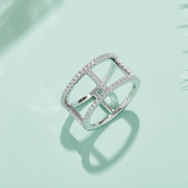 I-shaped guard ring S925 silver plated platinum, moissanite diamond, and cherry stone